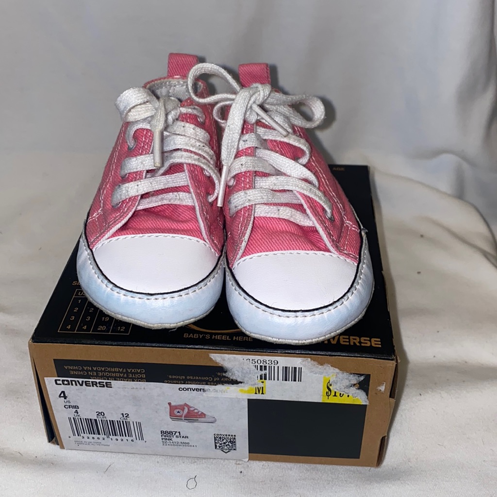 Pink Converse 4c